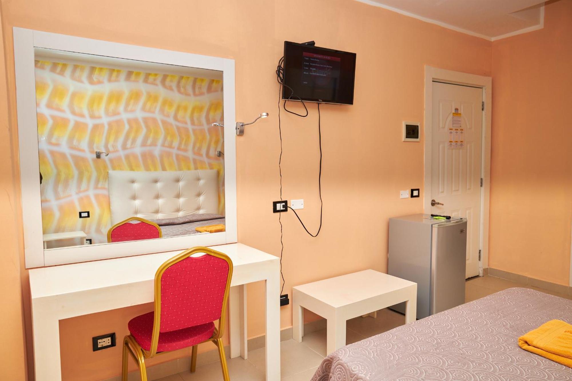 La Vlta E' Bella Aparthotel Los Mameyes  Екстериор снимка